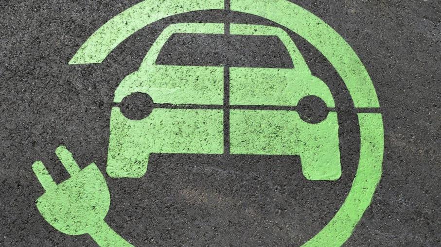 Auto elettriche: tre azioni per sfruttare la transizione verde