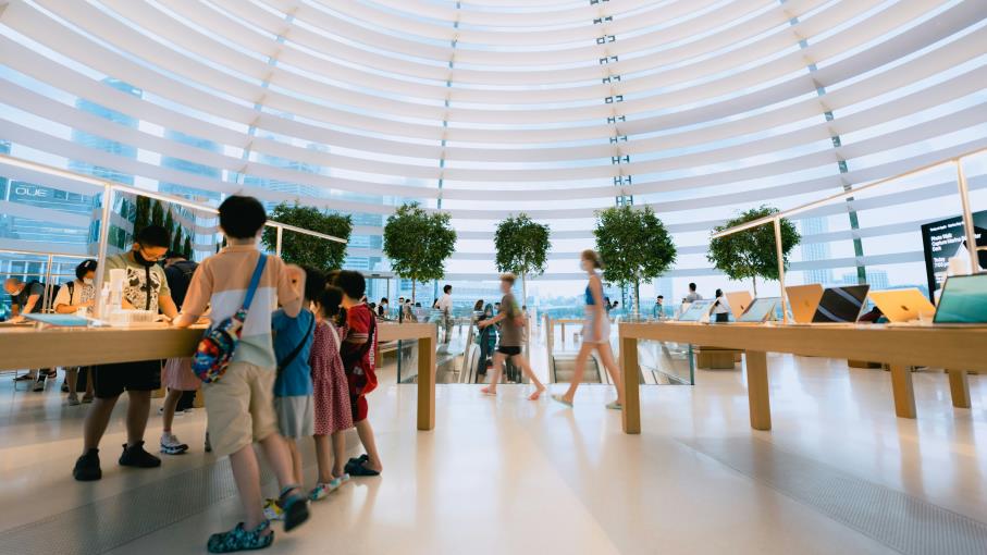 JP Morgan scommette su Apple: iPhone pieghevole nel 2026