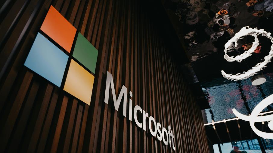 Azioni Microsoft: per questi analisti sono da comprare a ogni ribasso