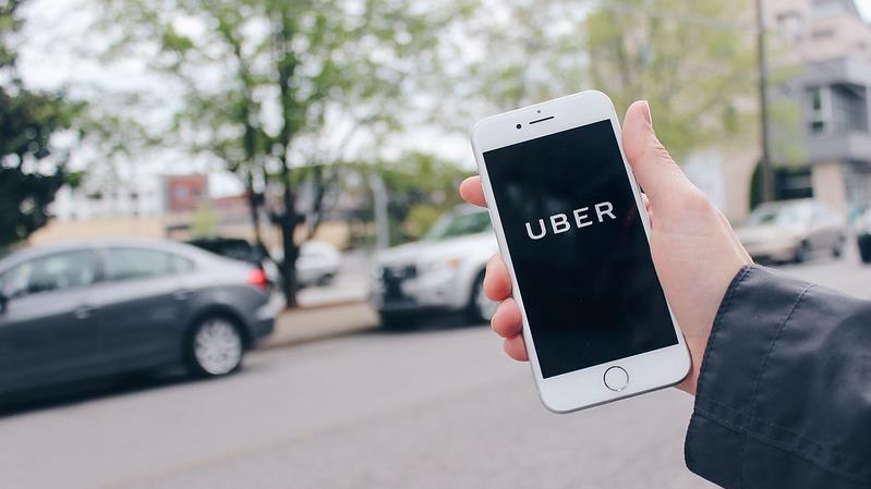 Uber: accordo con BYD su 100 mila auto elettriche per il ride-hailing