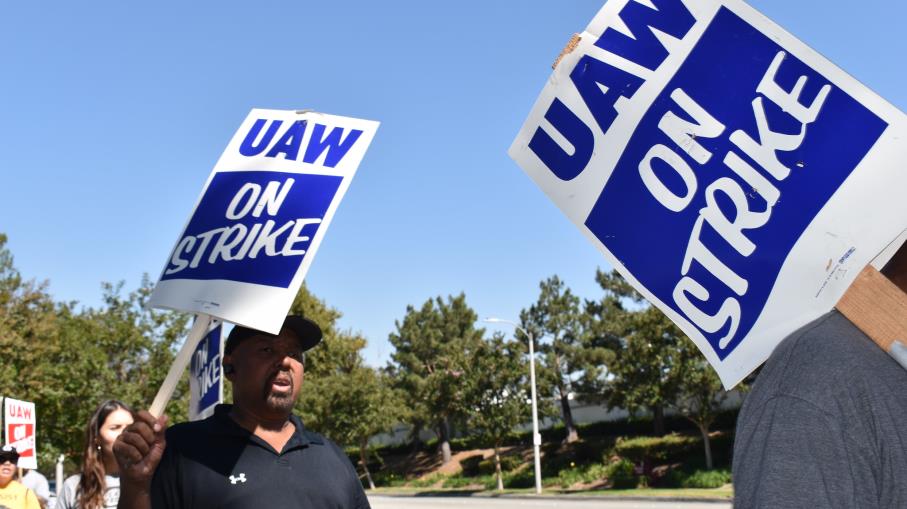 Accordo UAW-Big Three del settore auto: chi ha vinto e chi ha perso