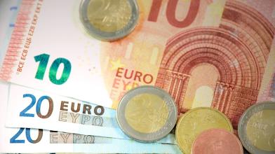 EUR/USD al livello più basso dal 2022, parità più vicina