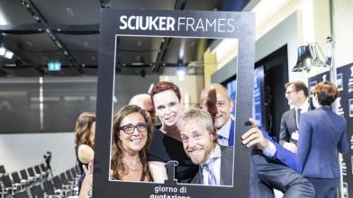 Sciuker Frames: long o short su azioni dopo contratti per €23 milioni?