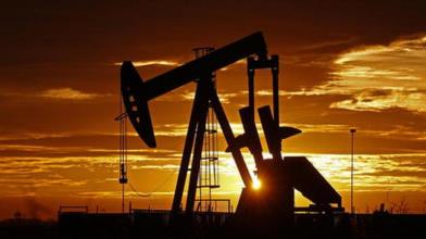 Petrolio: l'Arabia taglia l'offerta e prezzo vola sopra i 50$