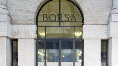 Borse deboli dopo verbali Fed: occhi su Carige e Stellantis