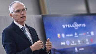 Stellantis ridurrà i costi per rendere accessibili le auto elettriche