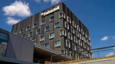 Banco Sabadell, BPCE compra il 7%: nasce un nuovo asse europeo