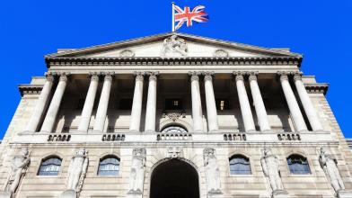 UK: peggior crisi da 300 anni, per banche perdite per 99 miliardi