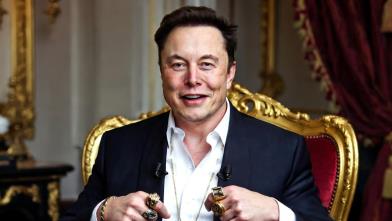 Tesla: Sì al maxi bonus da 1.000 miliardi per Elon Musk, cosa fare?