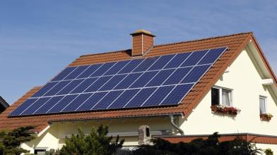 Pannelli solari: le azioni su cui investire e quelle da evitare
