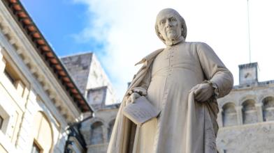 Banca Mps: via l'AD Lovaglio, cosa fare ora con le azioni in Borsa?