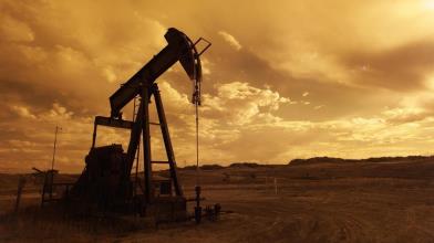 Petrolio: 3 ragioni che spiegano il crollo delle quotazioni