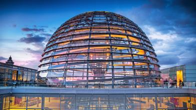 Economia Germania perde slancio, per i falchi non è abbastanza