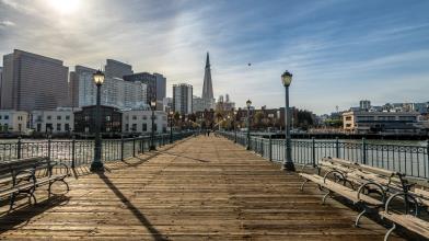 Tesla pronta a espandere i robotaxi nell’area di San Francisco