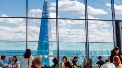 Forex: in UK la politica non piega la sterlina