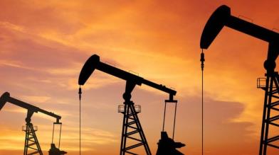 Petrolio: OPEC taglia stime domanda e produttori pensano al verde