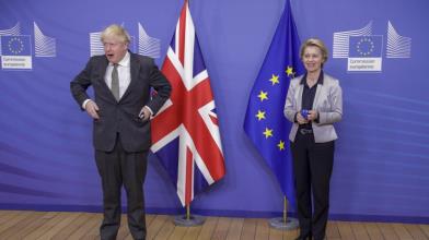 Brexit: scongiurato per ora il no-deal, vola la Sterlina