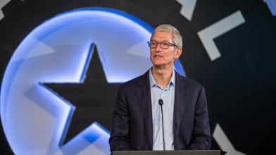 Apple: il CEO Tim Cook si trova in Vietnam, ecco cosa significa