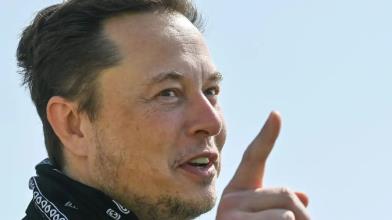 Tesla: Elon Musk vende ancora e il titolo perde quota a Wall Street
