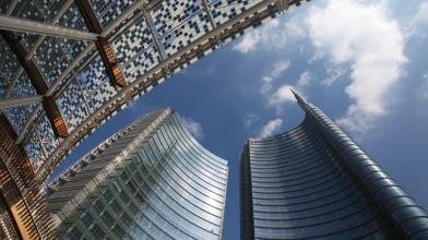 UniCredit cuce, la BCE taglia