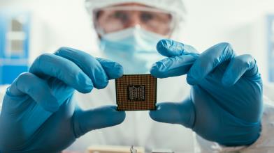 Chip: le azioni del settore bruciano 420 miliardi dopo ASML