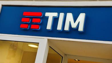 TIM: via libera del governo alla vendita della rete fissa