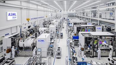 ASML verso 1.000 miliardi: l'Europa cerca il suo primo gigante