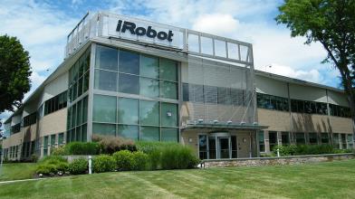 iRobot: l'UE boccia l'acquisizione di Amazon, le azioni sprofondano