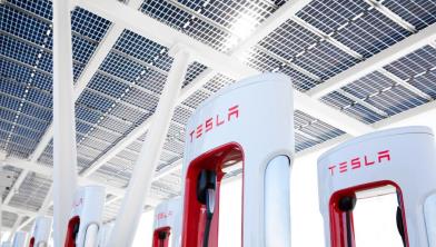 Tesla punta sul solare: maxi accordo da 2,9 mld con fornitori cinesi
