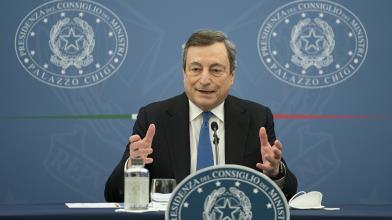 Banche Italia: Draghi dà il via alle fusioni, focus su Unicredit