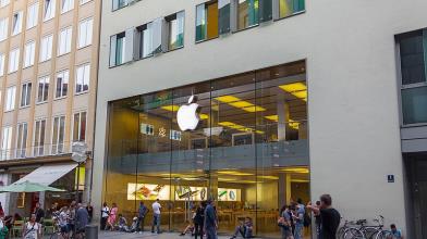 Apple: le cause legali fanno crollare le azioni a Wall Street