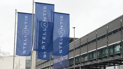 Stellantis: nel 2021 vola l'utile netto, dividendi per €3,3 mld