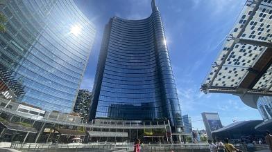 Trimestrale UniCredit: la banca alza la guidance su ricavi