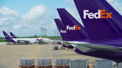 FedEx: la trimestrale batte le attese, ma le azioni crollano in Borsa