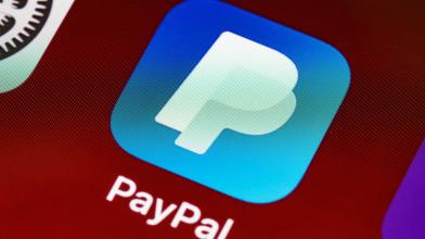 PayPal affonda, le parole del CEO su nuovi prodotti AI non convincono