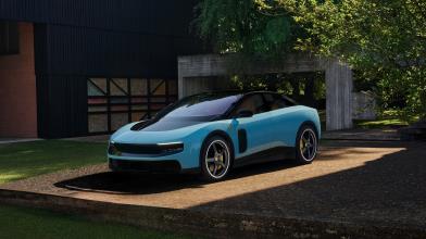 Arriva Ferrari Luce: obiettivi, sfide e aspettative