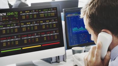 Quanto è costato coprire il cambio agli investitori azionari globali