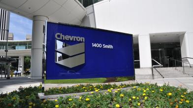 Chevron aumenta il buyback a 17,5 mld, le azioni salgono a Wall Street