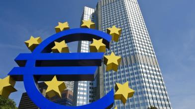 Banche: BCE stoppa dividendi e buyback per tutto il 2020