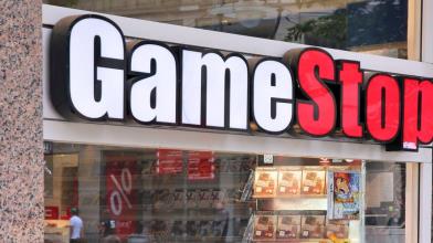 GameStop: broker interrompono scambi e titolo affonda in Borsa