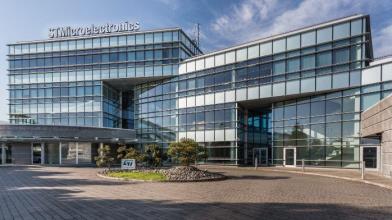 Azioni STM: tra conti 2025 e guidance 2026, cosa fare in Borsa?