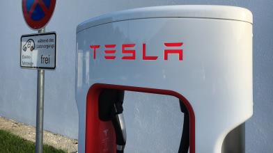 Auto elettriche: quale impatto per Tesla e VW da rally cobalto