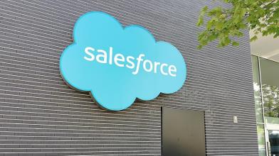 Azioni Salesforce le migliori del Dow Jones, ma analisti sono scettici