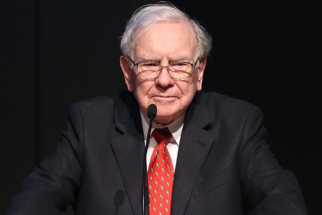 Berkshire Hathaway: Buffett risponde agli azionisti, cosa aspettarsi