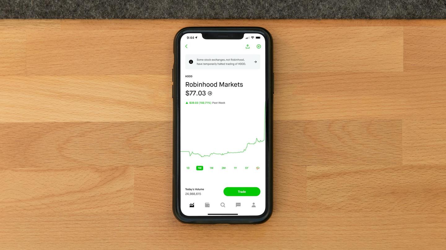 Robinhood: niente inclusione nell’S&P 500, le azioni crollano in Borsa