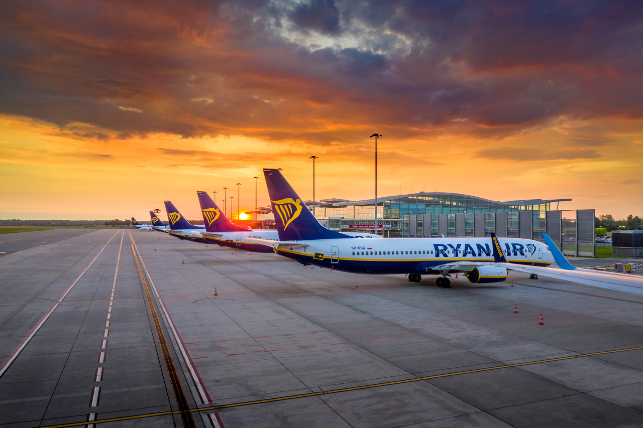 Ryanair: profitti record ma cautela sul futuro