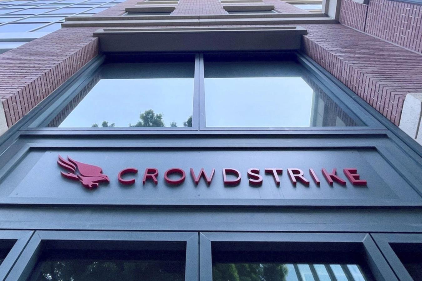 Azioni CrowdStrike: stasera la trimestrale, cosa aspettarsi