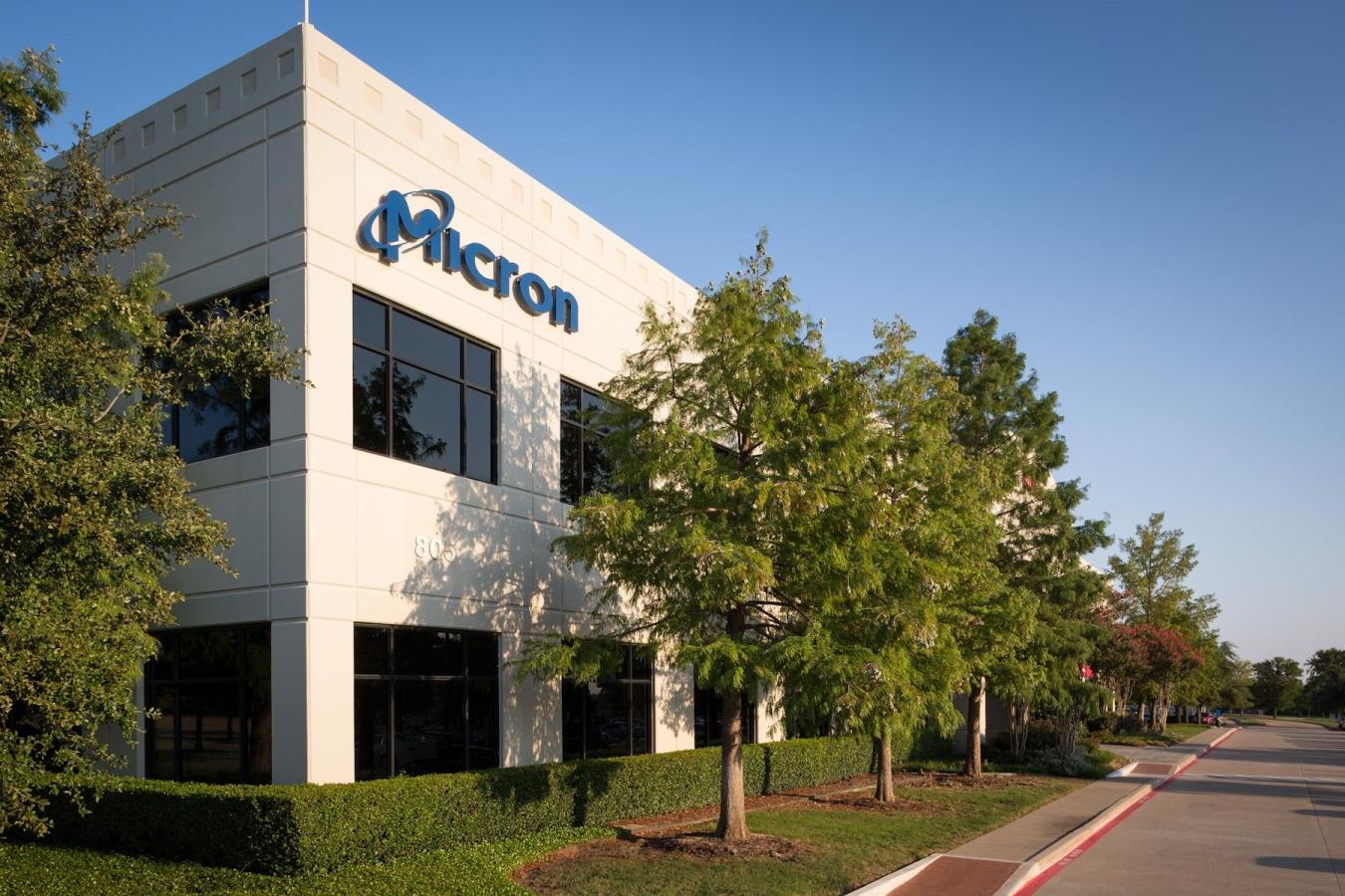 Micron: +14% in Borsa dopo outlook superiore alle stime, cosa fare?